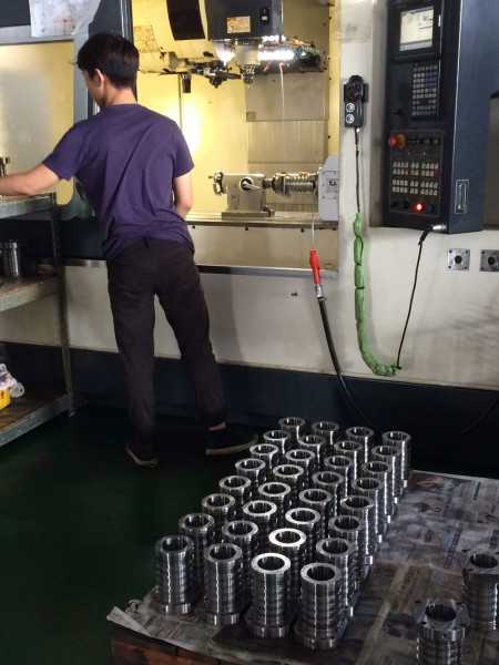 熱擠壓模具常用材料，熱擠壓模具的主要構造